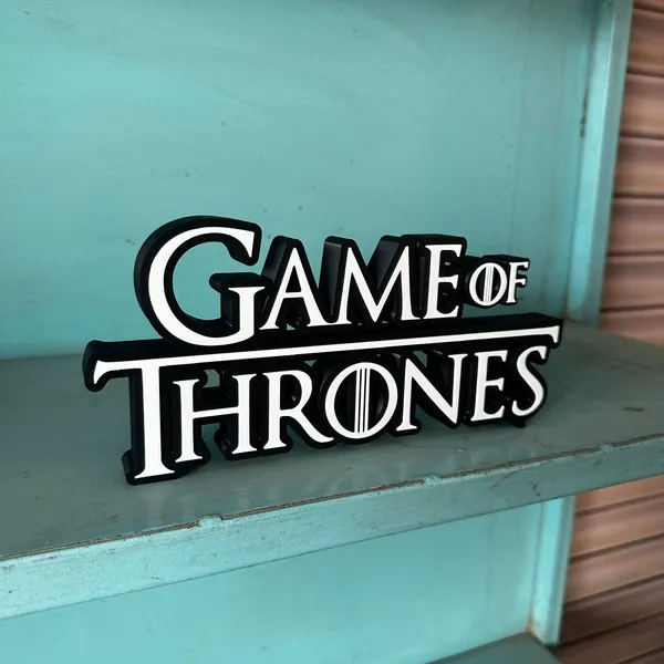 Game_Of_Thrones_Theme_Desk_Decorative