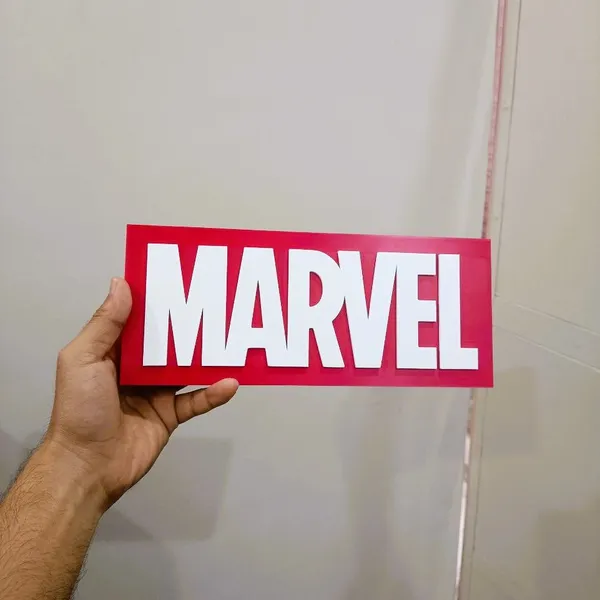 Marvel_Desk_Decorative