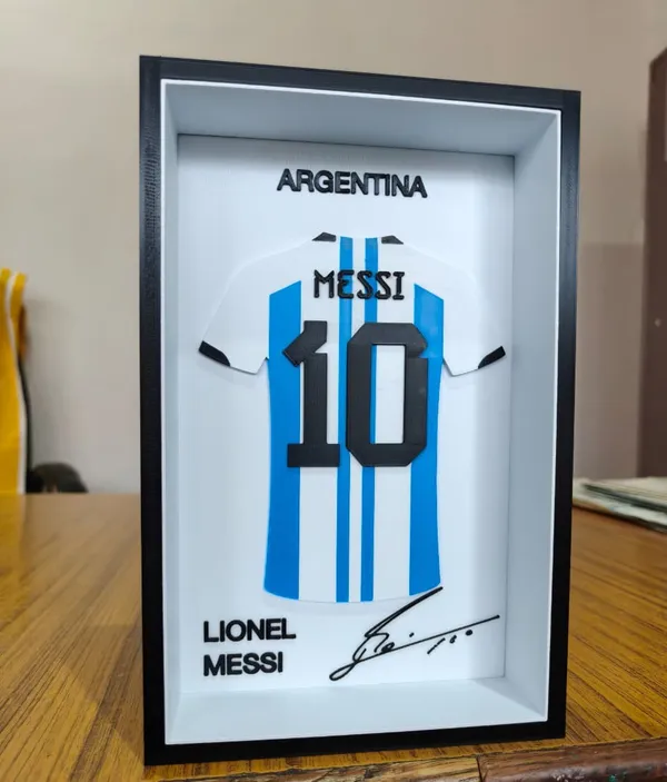 Messi_Argentina_Jersey_Frame_With_Premium_Finish_Desk_Decorative