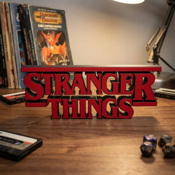 Stranger_Things_Desk_Decorative