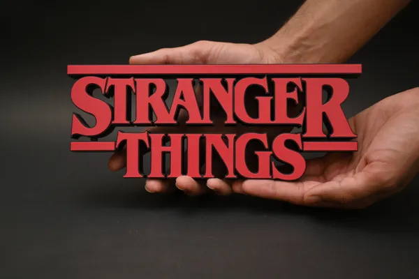 Stranger_Things_Desk_Decorative