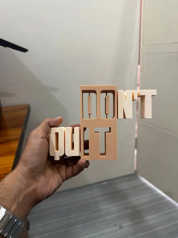 Do_It_Do_Not_Quit_Desk_Decorative