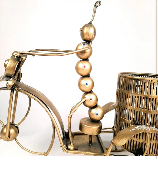 Golden_Iron_Wine_Rack_For_Home_Decor