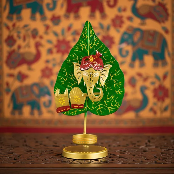 Gold_And_Green_Metal_Ganesha_Leaf_Tealight_Holder