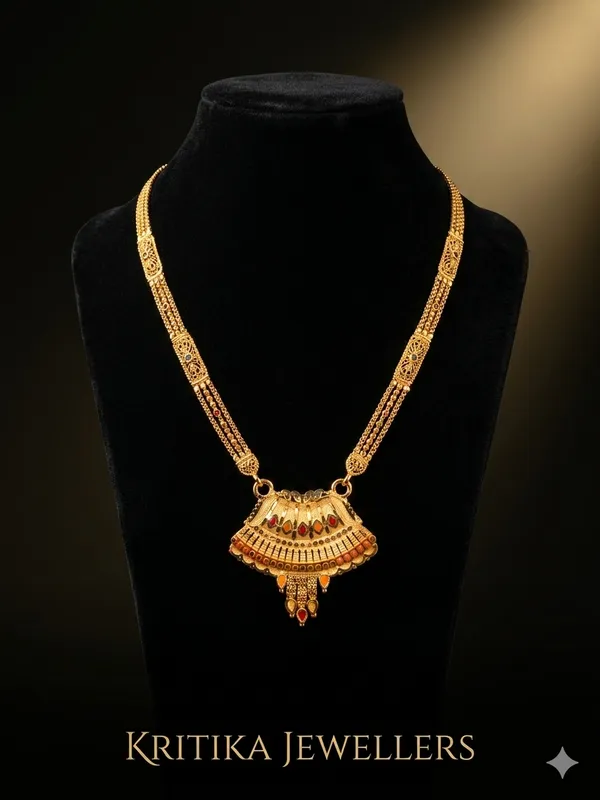 Golden_Shine_Forming_Pendent_(mangal_sutr)