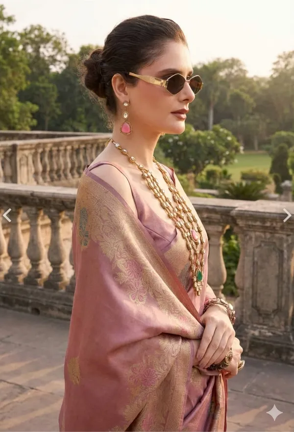Peach_Sunehri_Veda_Zari_Kora_Silk_Saree