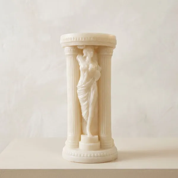 Muse_Soy_and_Coconut__Wax_Pillar_Candle
