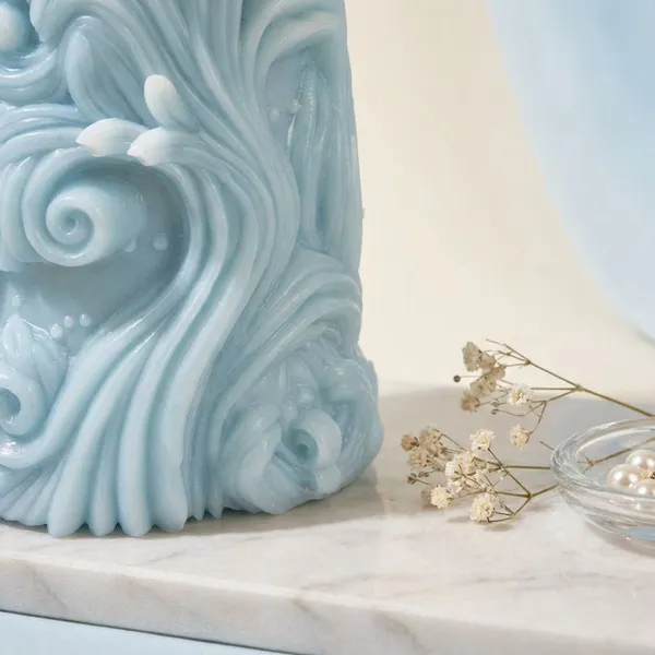 Wave_Soy_and_Coconut_Wax_Pillar_Candle