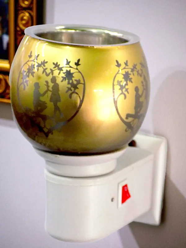 Golden_Glass_And_Plastic_And_Steel_Premium_Incense_Holder_Aroma_Diffuser_For_Home