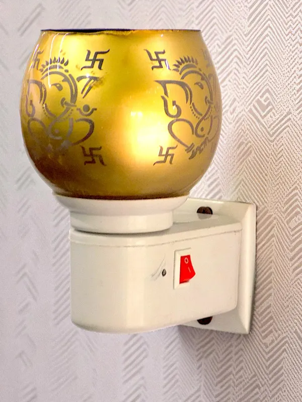 Golden_Glass_And_Plastic_And_Steel_Premium_Incense_Holder_Aroma_Diffuser_For_Home