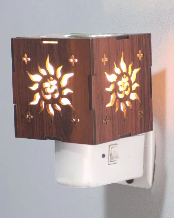 Brown_Wooden_And_Plastic_And_Steel_Premium_Incense_Holder_Aroma_Diffuser_For_Home