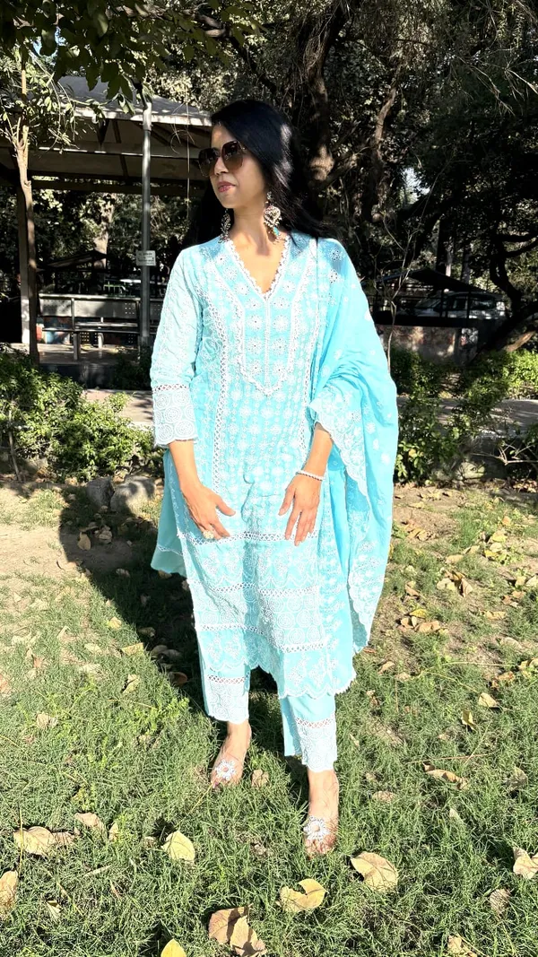 Aqua_Blue_Mulmul_Chikankari_Embroidered_Straight_Stitched_Suit