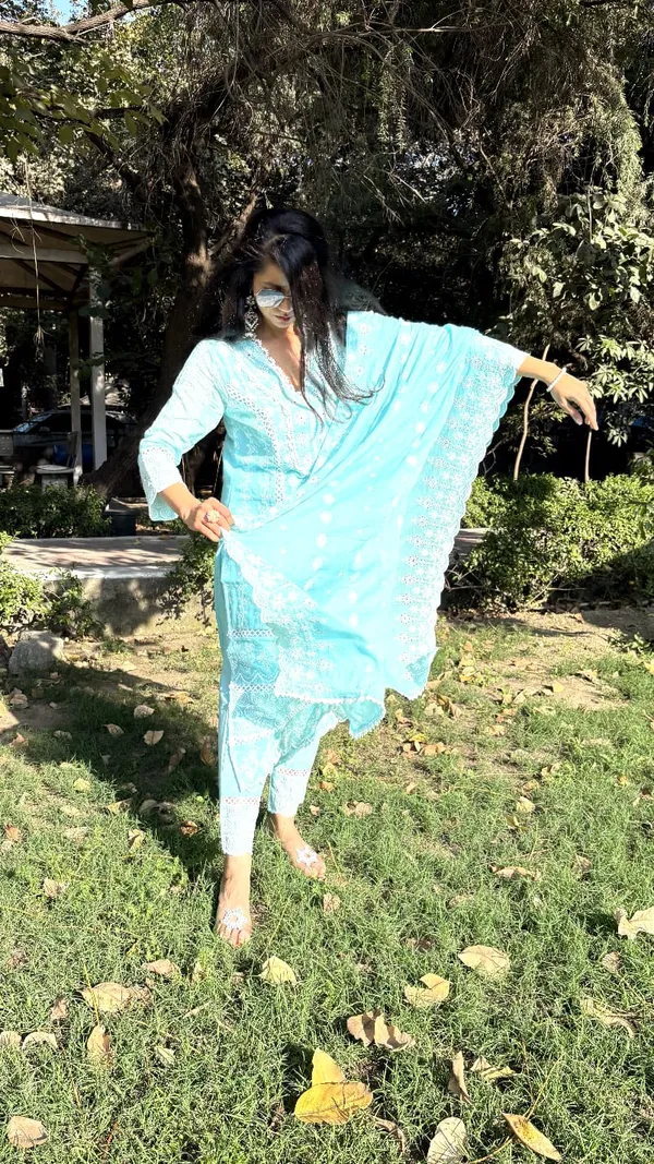 Aqua_Blue_Mulmul_Chikankari_Embroidered_Straight_Stitched_Suit