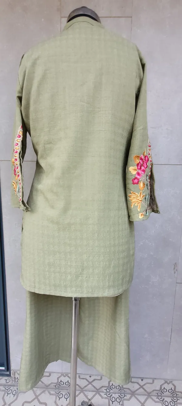 Olive_Green_Cambric_Cotton_Embroidered_Co_Ord_Set_For_Women