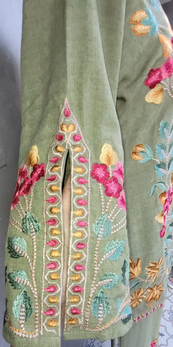 Olive_Green_Cambric_Cotton_Embroidered_Co_Ord_Set_For_Women