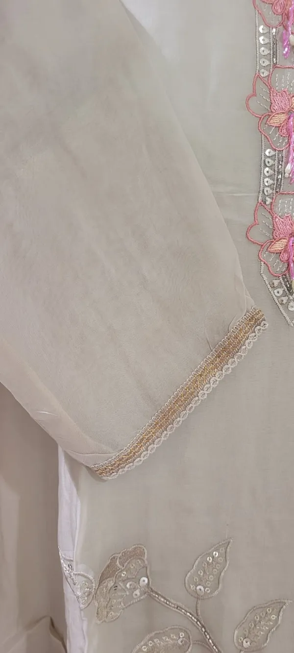Ivory_Mul_Chanderi_Embroidered_Stitched_Suit_For_Women