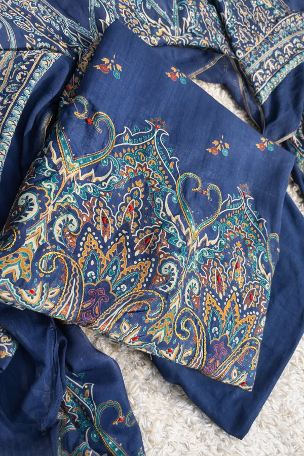 Navy_Blue_Muslin_Digital_Printed_Unstitched_Suit_For_Women