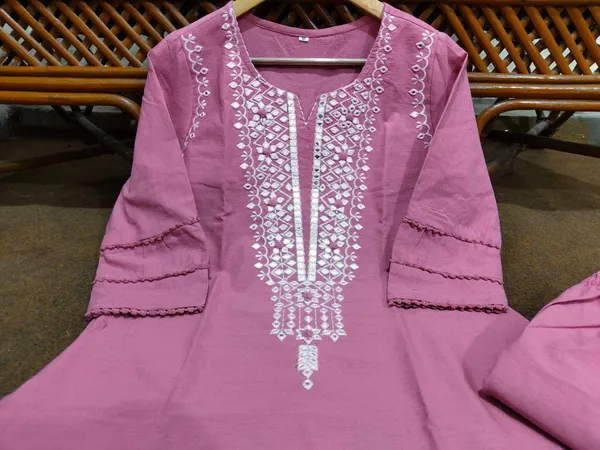 Rose_Pink_Pure_Cotton_Embroidered_Co-ord_Set