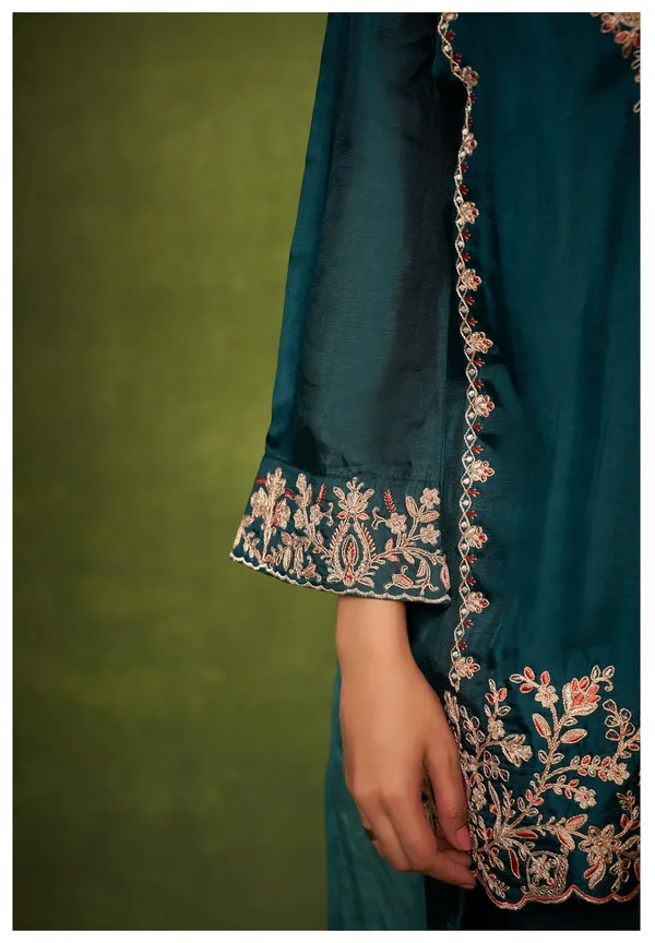 Teal_Blue_Russian_Silk_Organza_Dupatta_Embroidered_Kurta_Set_With_Bustier_For_Women