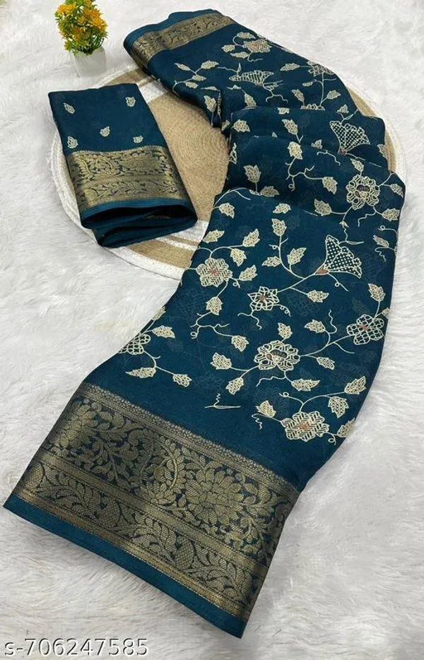 Green_Premium_Moss_Crepe_With_Jacquard_Border_Saree_With_Running_Blouse_For_Women