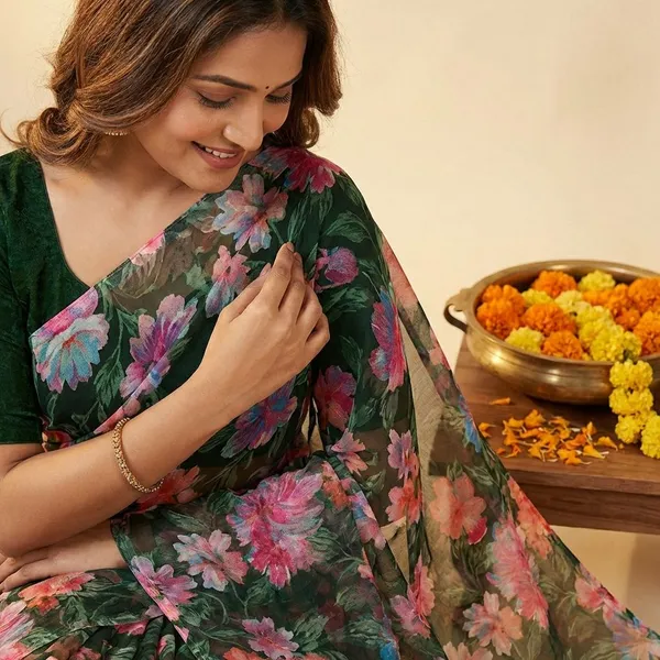 Multicolor_Premium_Chiffon_Saree_With_Running_Blouse_For_Women