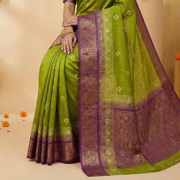 Green_Premium_Dola_Silk_Saree_With_Running_Blouse_For_Women