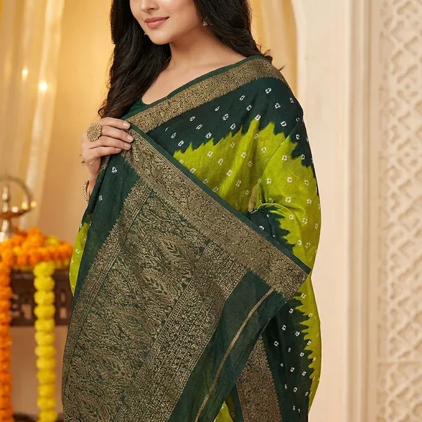 Green_Premium_Dola_Silk_Saree_With_Running_Blouse_For_Women