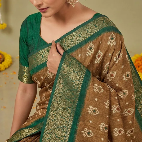 Gold_Premium_Dola_Silk_Saree_With_Running_Blouse_For_Women