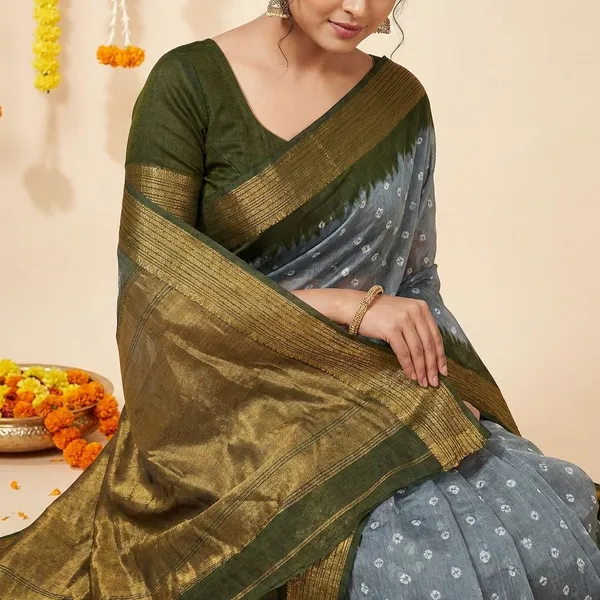 Grey_&_Green_Premium_Moss_Crepe_With_Jacquard_Border_Saree_With_Running_Blouse_For_Women