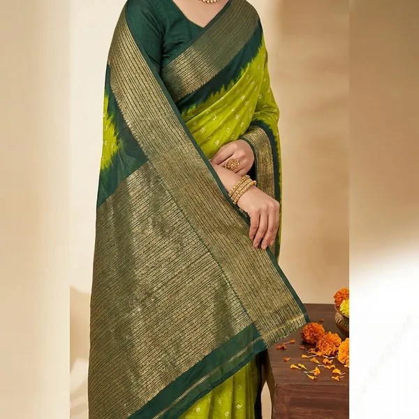 Green_Premium_Moss_Crepe_With_Jacquard_Border_Saree_With_Running_Blouse_For_Women