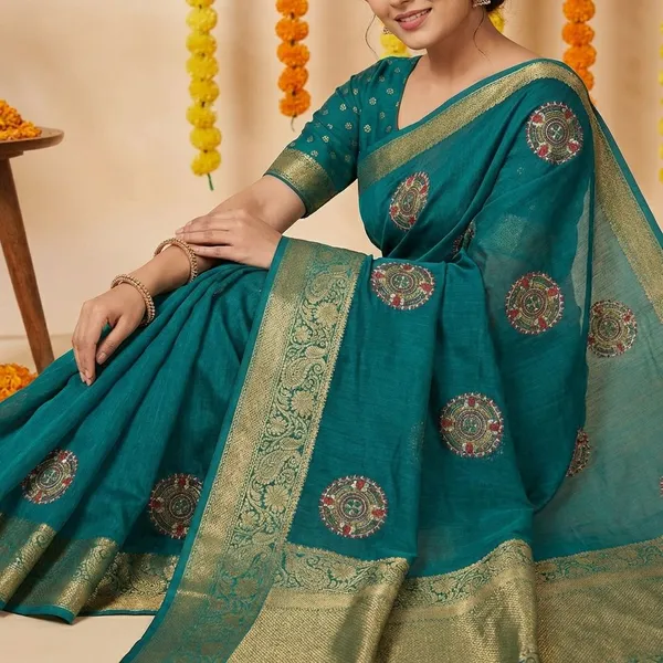 Green_Premium_Moss_Crepe_With_Jacquard_Border_Saree_With_Running_Blouse_For_Women