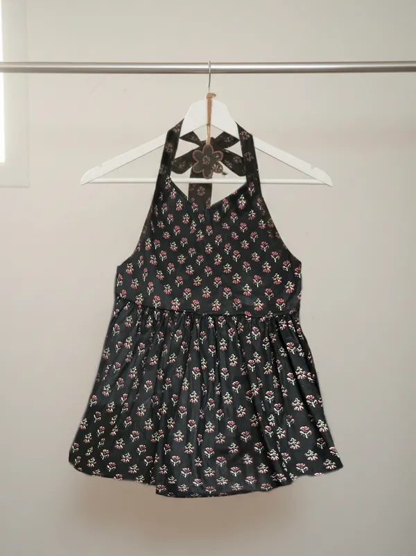 Black_Cotton_Floral_Top_For_Women