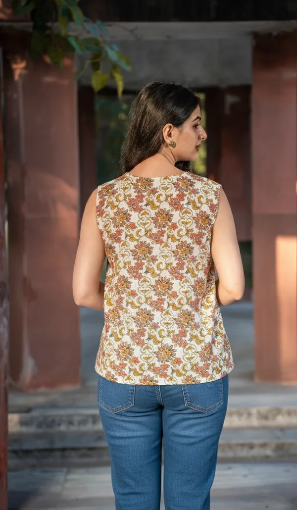 Off_White_Cotton_Floral_Kantha_Top_For_Women