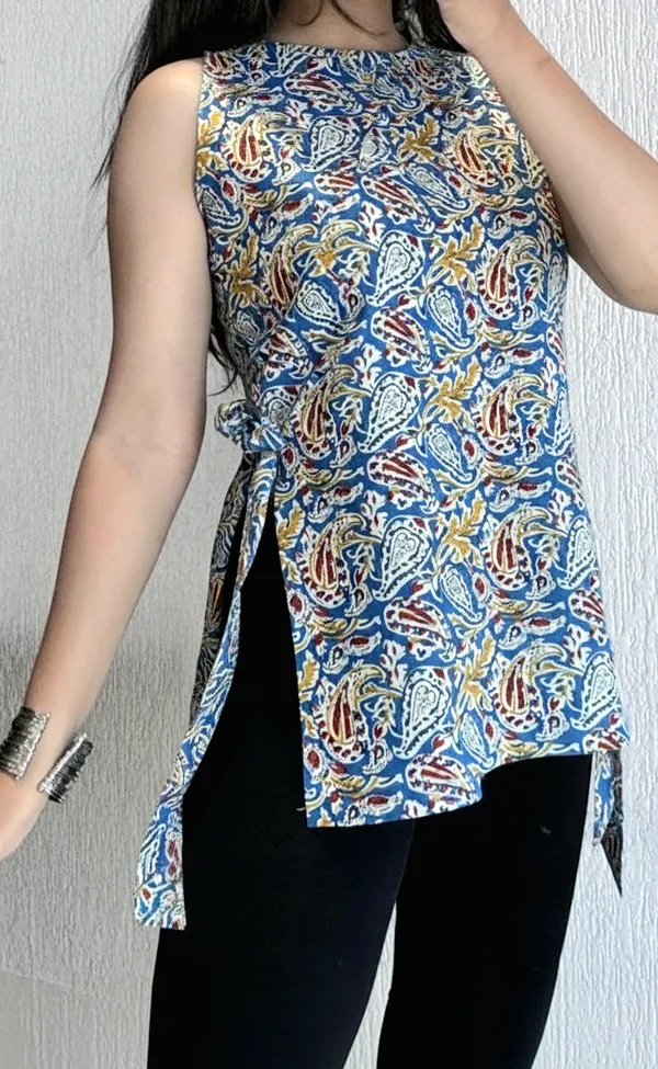 Grey_Cotton_Floral_Short_Kurti_For_Women