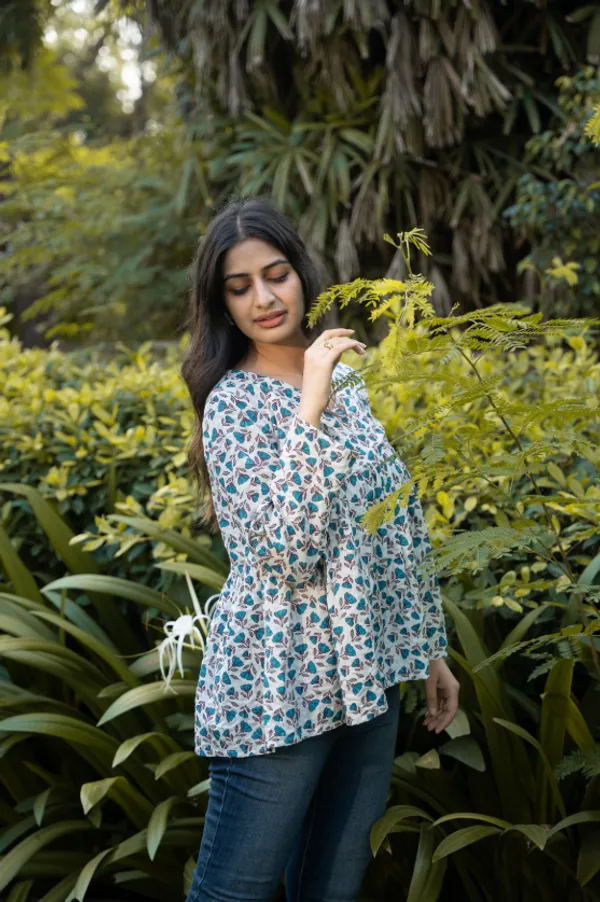 White_And_Indigo_Cotton_Floral_Top_For_Women_(Pack_of_2)