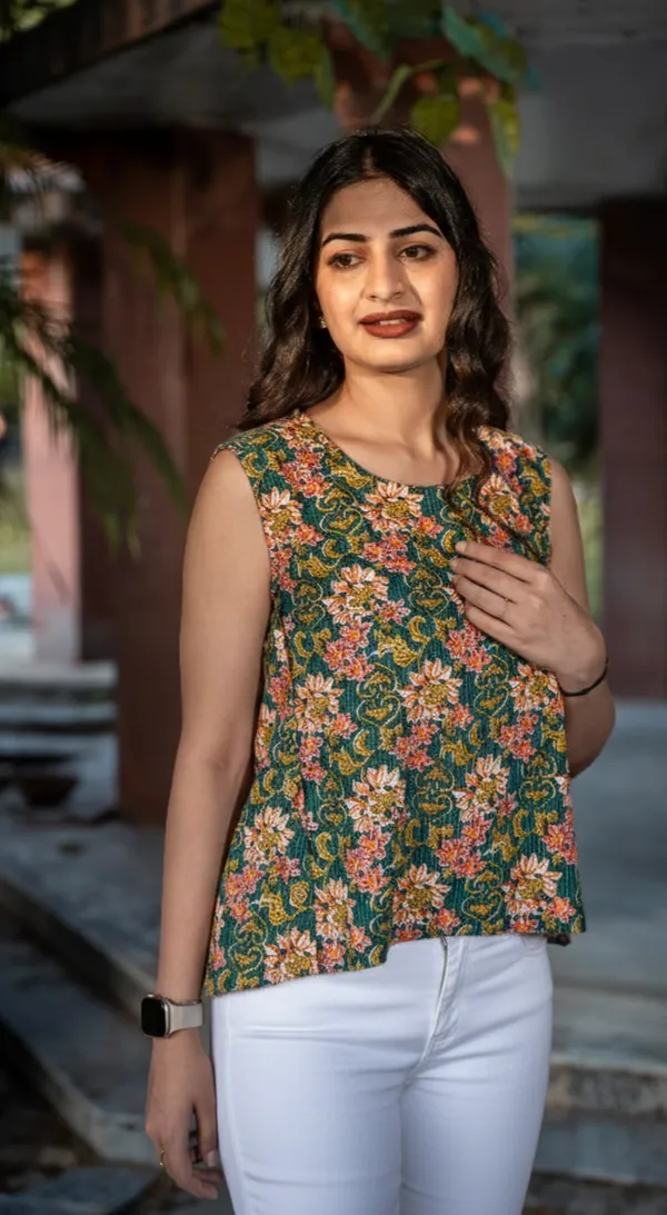 Wine_And_Green_Cotton_Zigzag_And_Kantha_Floral_Top_For_Women(Pack_Of_2)