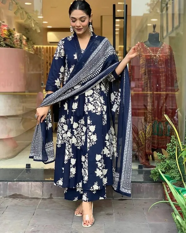 Blue_Rayon_Kurta_Set_For_Women