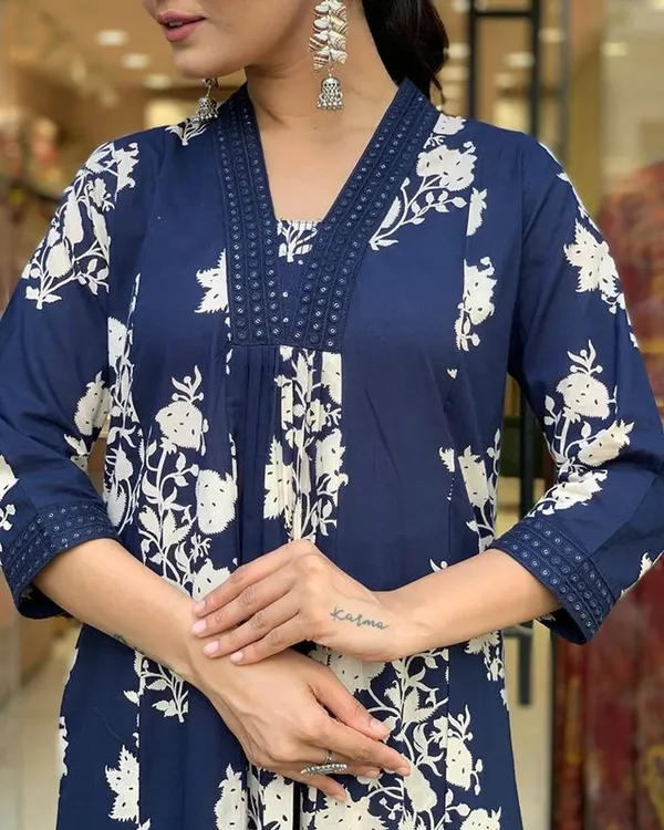 Blue_Rayon_Kurta_Set_For_Women