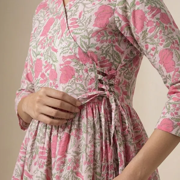 Pink_And_White_Mul_Cotton_Floral_Tunic_Top_For_Women