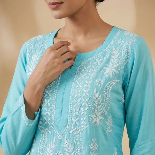 Cyan_Mul_Cotton_Chikankari_Top_For_Women