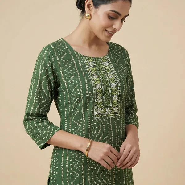 Green_Mul_Cotton_Premium_Printed_Kurti_For_Women