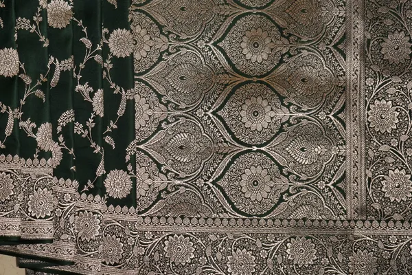 Bottle_Green_Banarasi_Silk_Zardozi_Work_Saree_For_Women