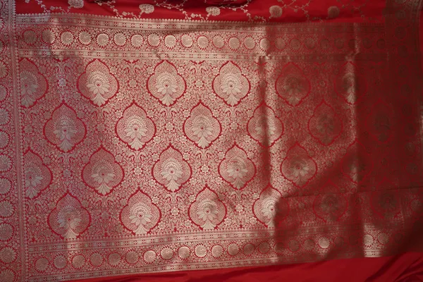 Red_Banarasi_Silk_Zardozi_Work_Saree_For_Women