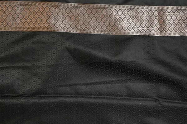Black_Banarasi_Silk_Zardozi_Work_Saree_For_Women