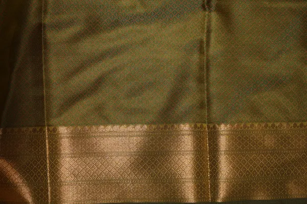 Green_Banarasi_Silk_Zardozi_Work_Saree_For_Women
