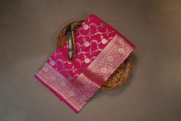 Pink_Banarasi_Silk_Zardozi_Work_Saree_For_Women