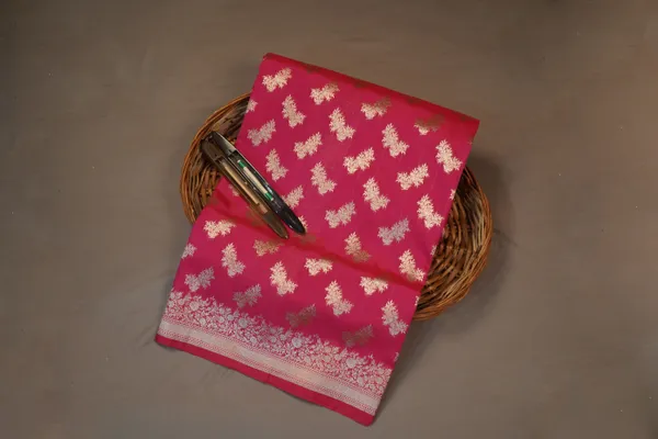 Pink_Banarasi_Silk_Zardozi_Work_Saree_For_Women