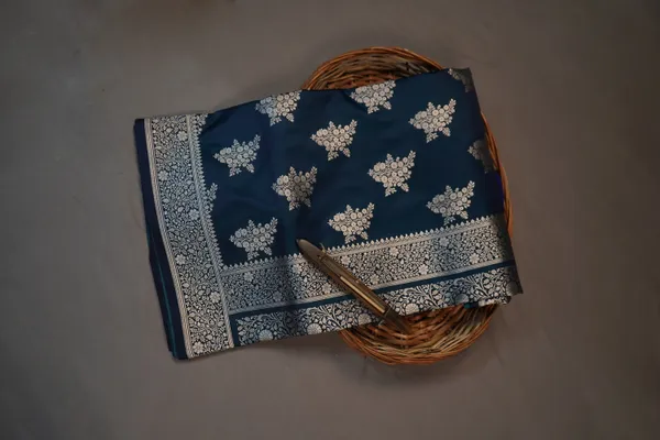 Blue_Banarasi_Silk_Zardozi_Work_Saree_For_Women