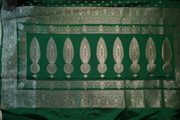 Green_Banarasi_Silk_Zardozi_Work_Saree_For_Women