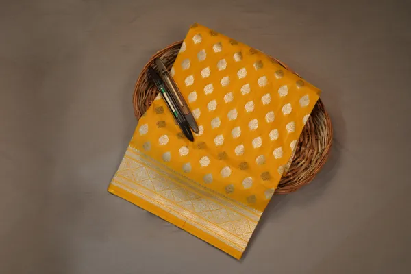 Yellow_Banarasi_Silk_Zardozi_Work_Saree_For_Women